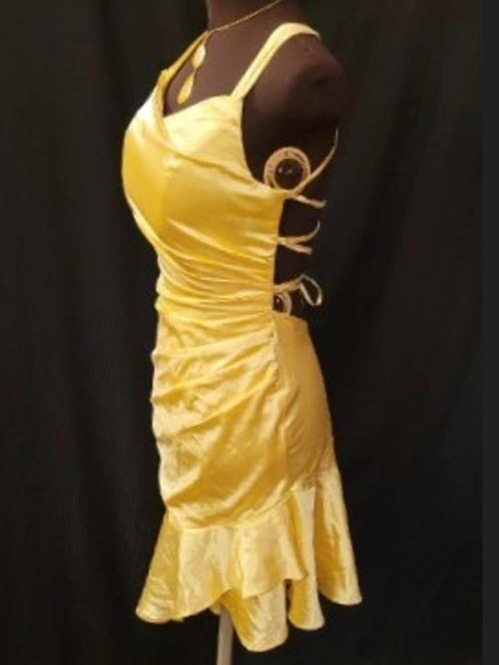 NWOT Flirty Yellow Backless Satin Prom Dress